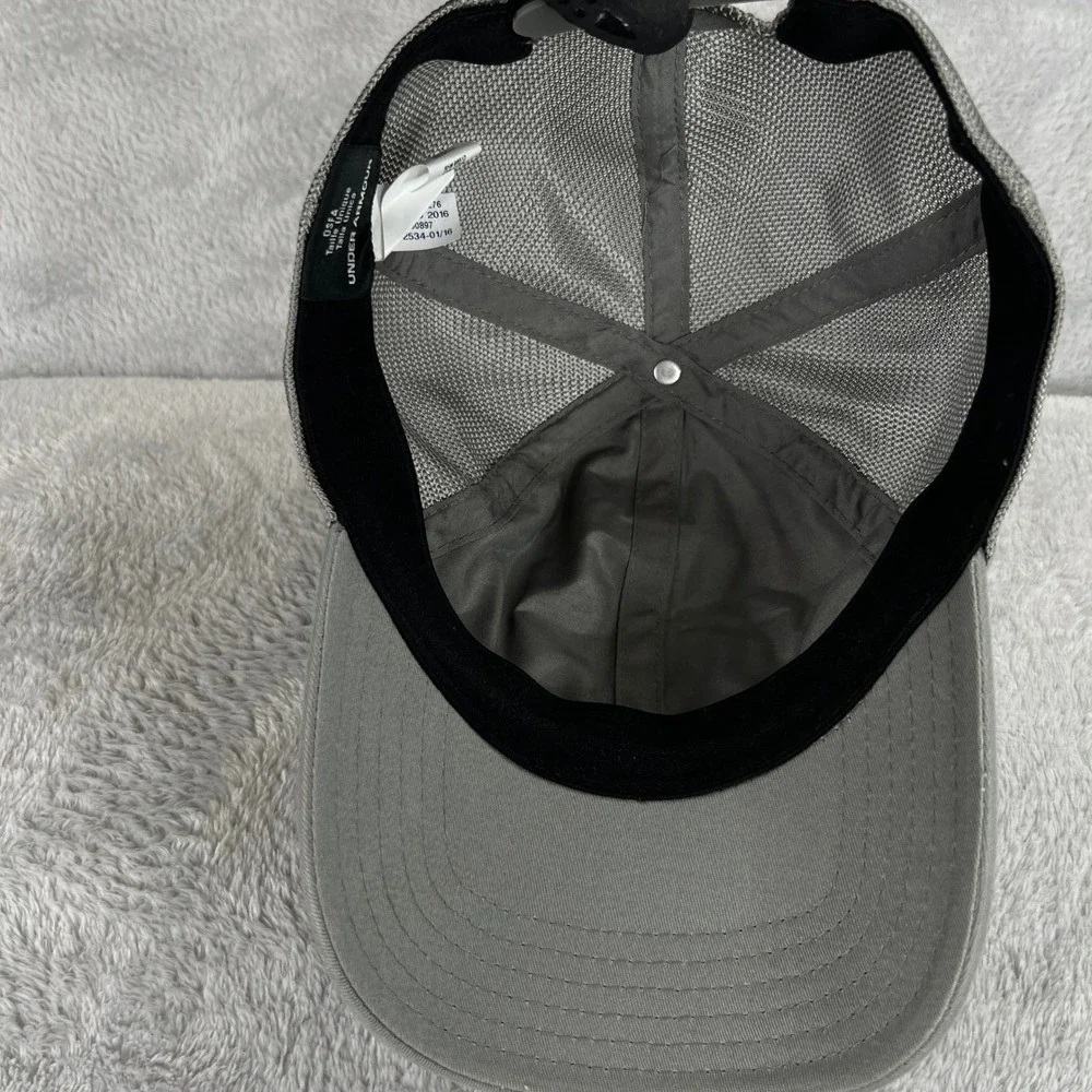 Under Armour American Flag Trucker Hat Gray Patriotic USA Mesh Snapback Cap
